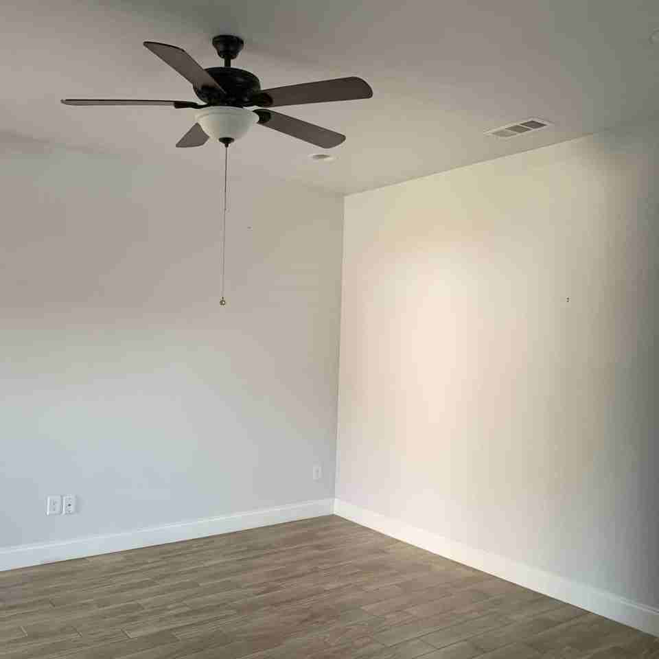 2417 Norway Dr - Photo 7 of 19