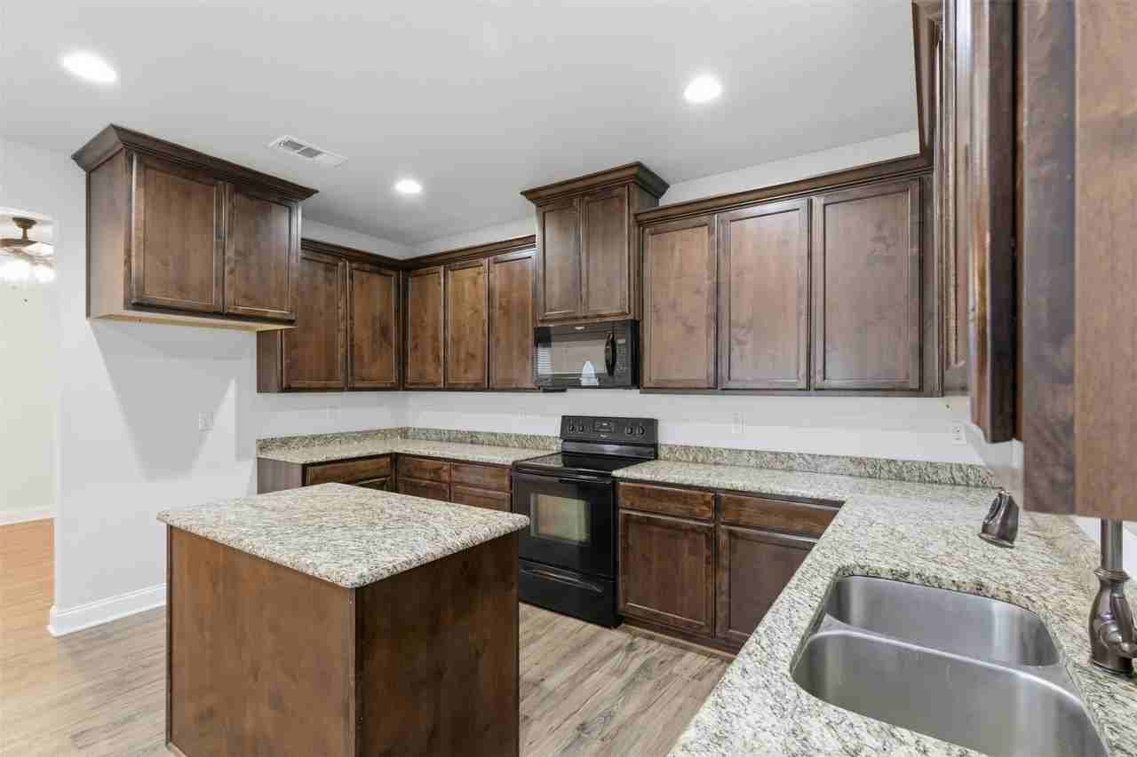 4805 Pickett St - Photo 7 of 24