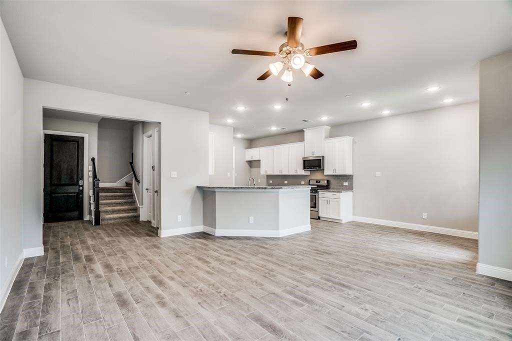 517 Sequoia St - Photo 5 of 12