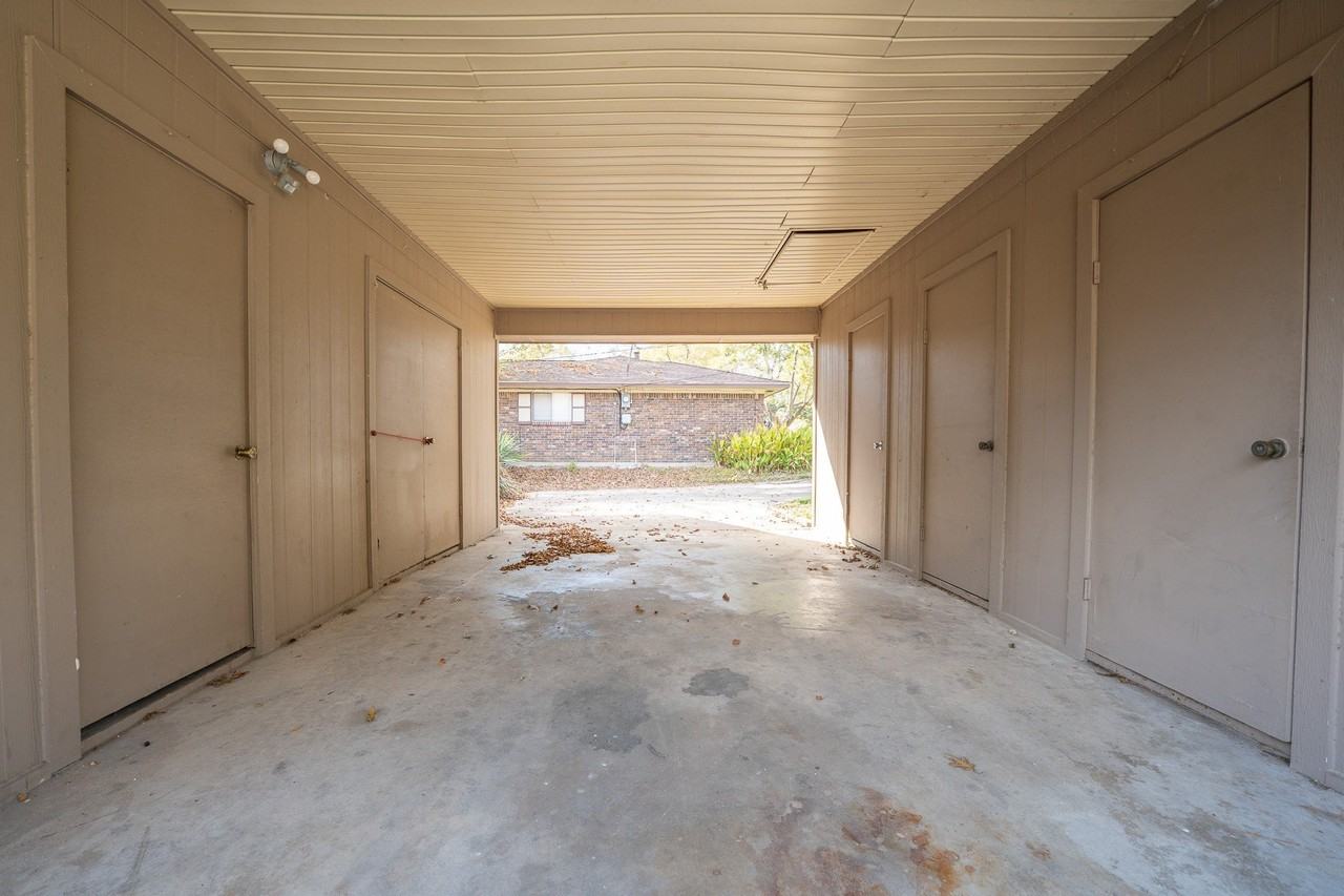 5508 Flamingo Dr - Photo 4 of 23