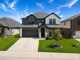 featured image of 2417 Mankato Dr