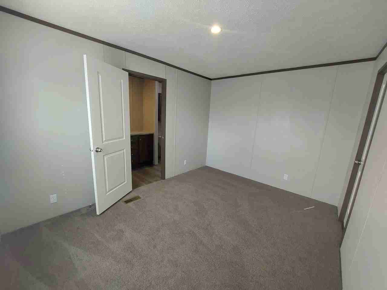 41 Anchor Rd #BV41 - Photo 4 of 12