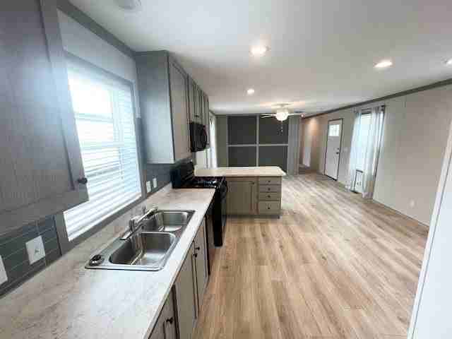 503 Washington #503 - Photo 4 of 14