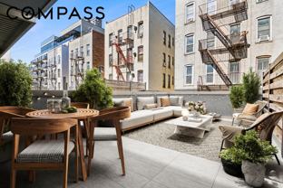 1135 45th Ave #2H - Photo 1 of 1