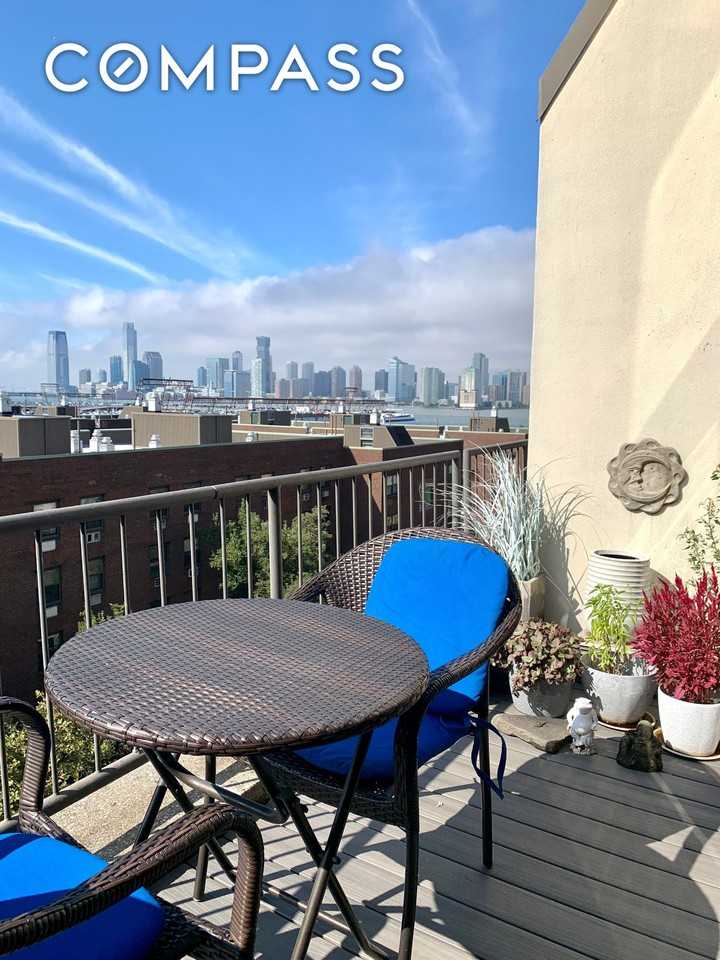 130 Barrow St - Photo 5 of 18