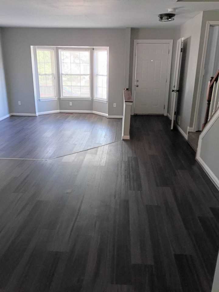 8901 Harkate Way - Photo 4 of 33