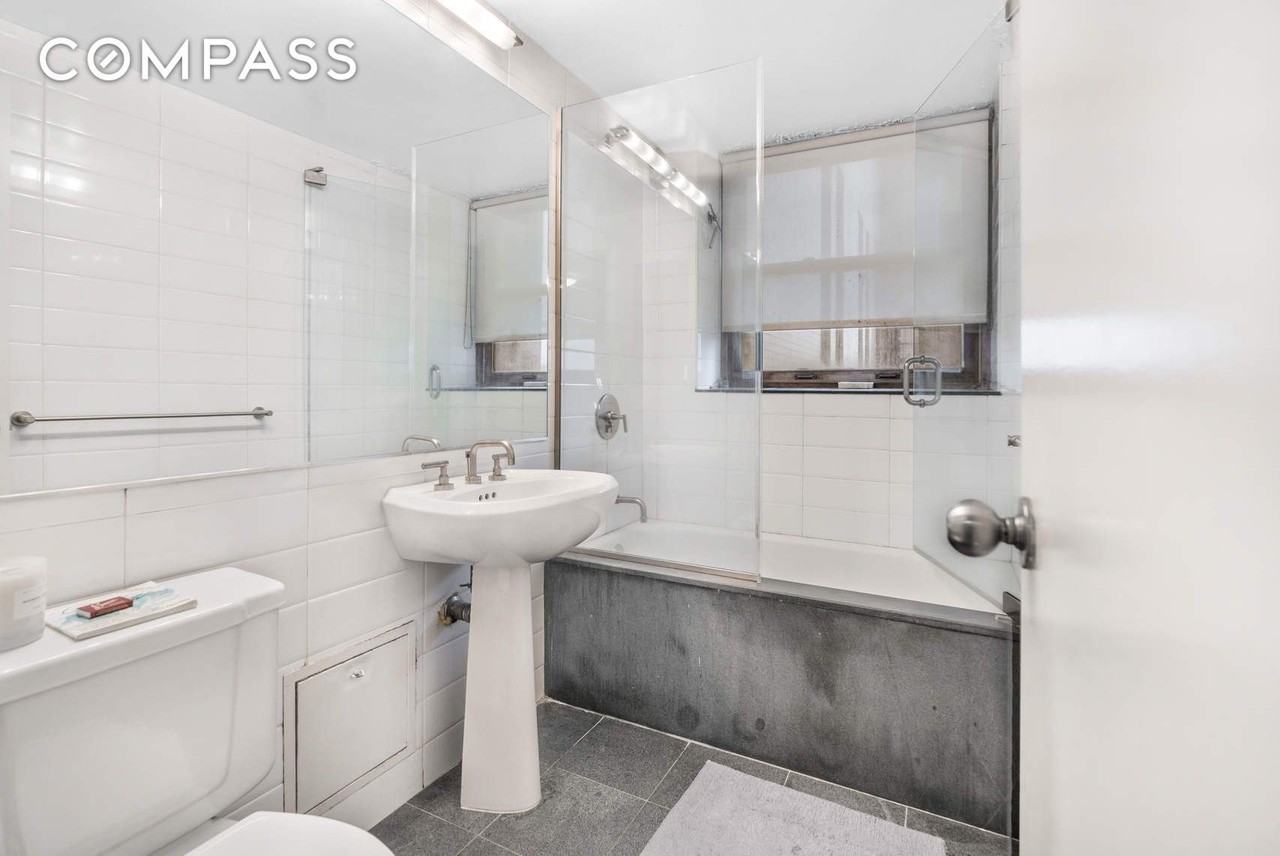 305 2nd Ave #518 - Photo 6 of 16