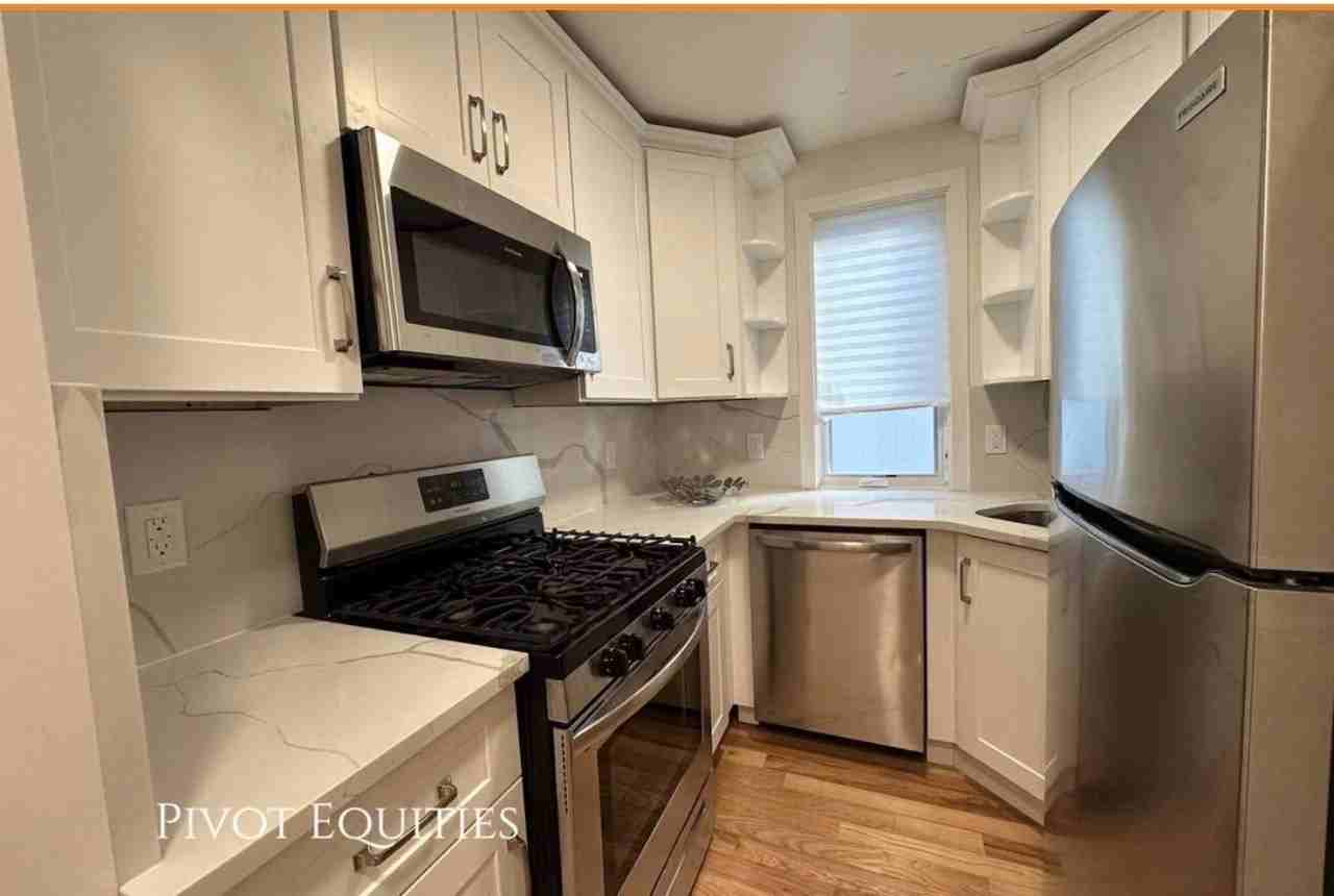 2436 E 2nd St #1 - Photo 6 of 17