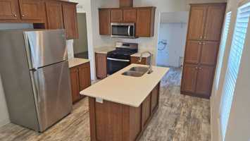 featured image of 501 Kinney St #FV24