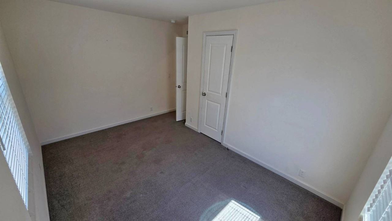 501 Kinney St #FV24 - Photo 5 of 8