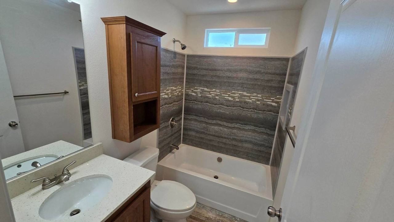 501 Kinney St #FV24 - Photo 6 of 8