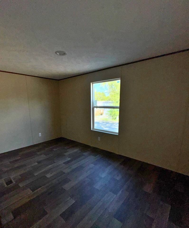 1721 Pinn Rd #77 - Photo 4 of 7