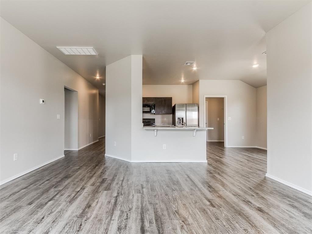 9500 Saddle Dr - Photo 3 of 48