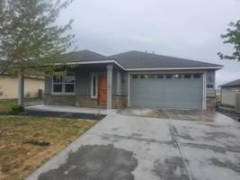 featured image of 2668 Sandpiper Loop