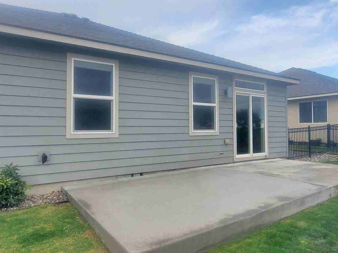 2668 Sandpiper Loop - Photo 3 of 23