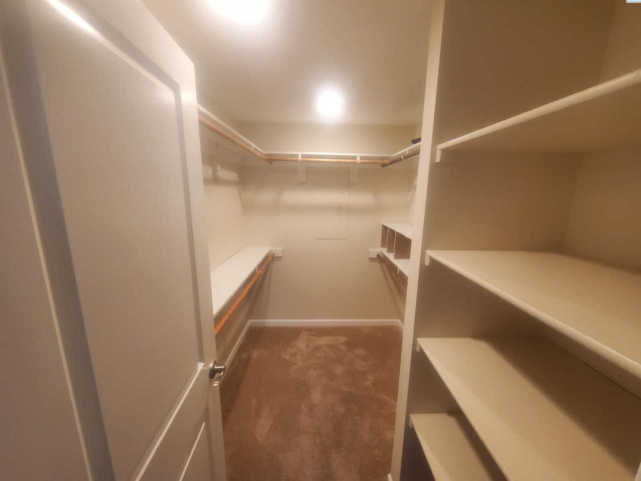 2419 W Grand Ronde Pl #D - Photo 3 of 20