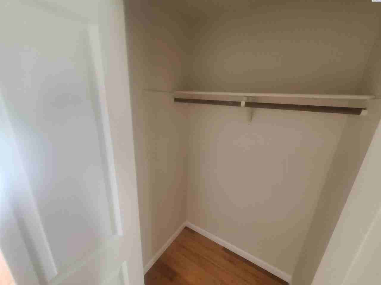 2419 W Grand Ronde Pl #D - Photo 7 of 20
