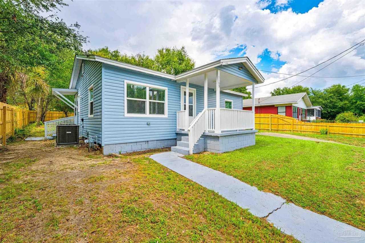 1109 N G St - Photo 2 of 18