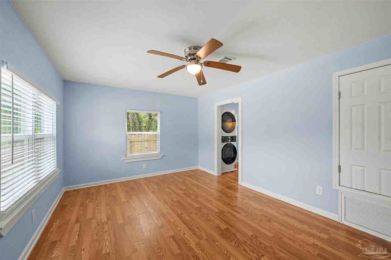1109 N G St - Photo 6 of 18