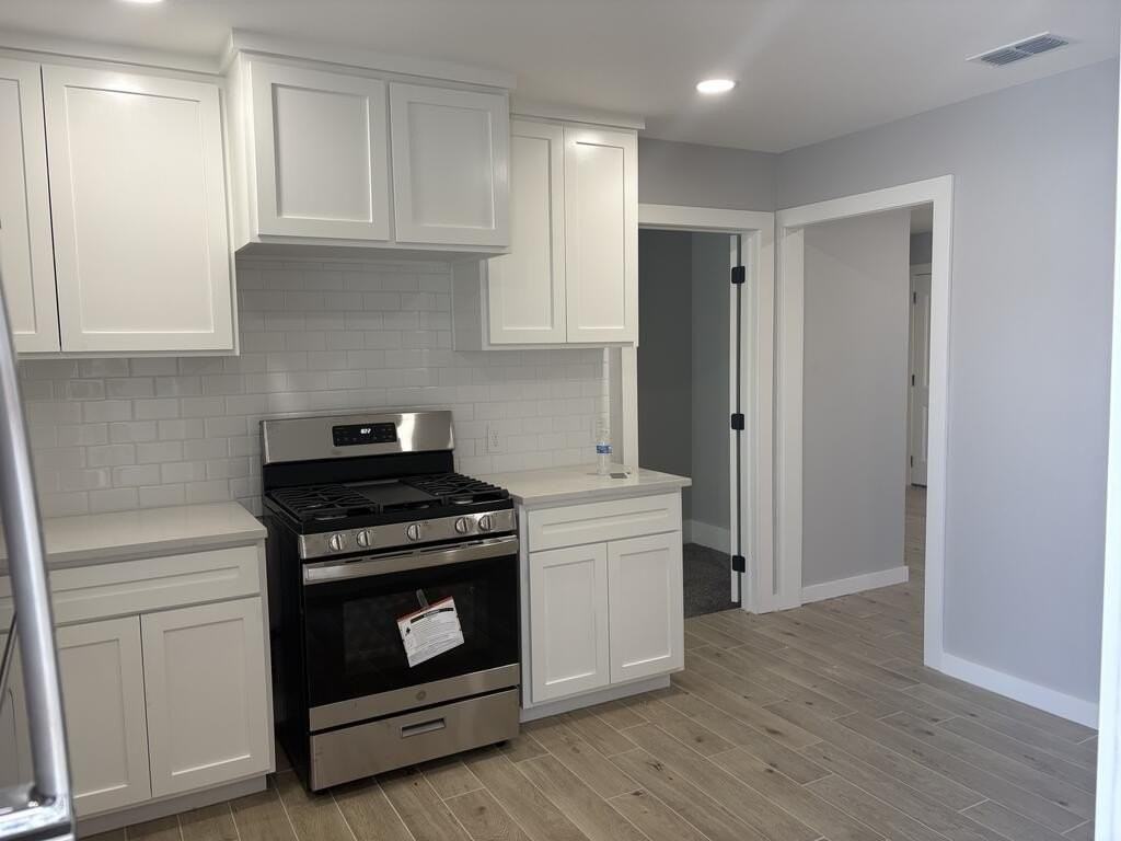 209 E Dormard Ave - Photo 3 of 16