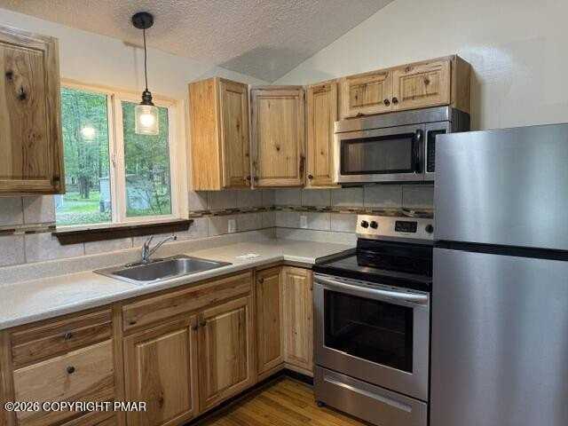 5185 Hummingbird Dr - Photo 5 of 10