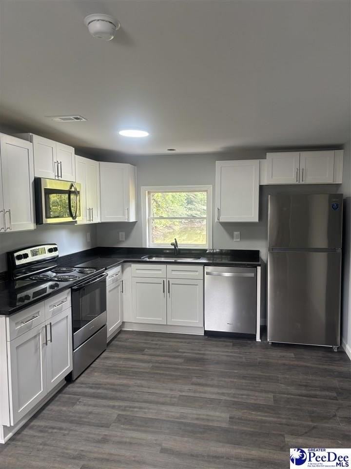 1019 Pecan St - Photo 6 of 11