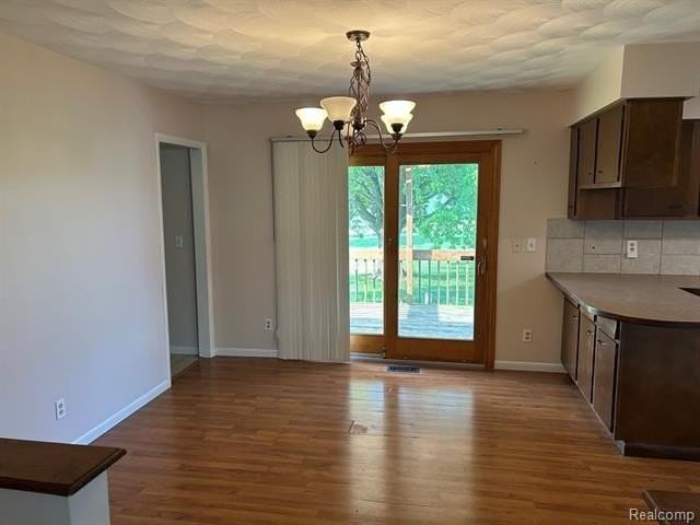 8233 Iosco Rd - Photo 4 of 7