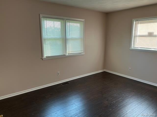 8233 Iosco Rd - Photo 7 of 7