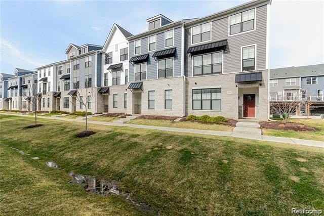 2963 Aughton Rd - Photo 3 of 46