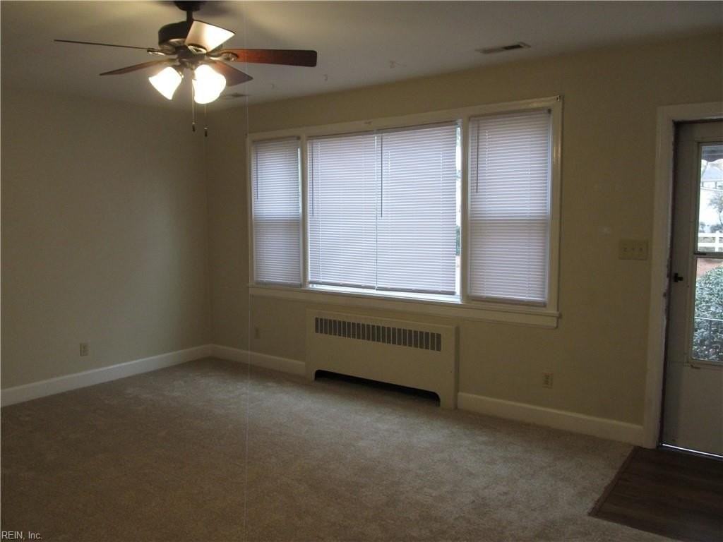 5003 Winchester Dr - Photo 2 of 17