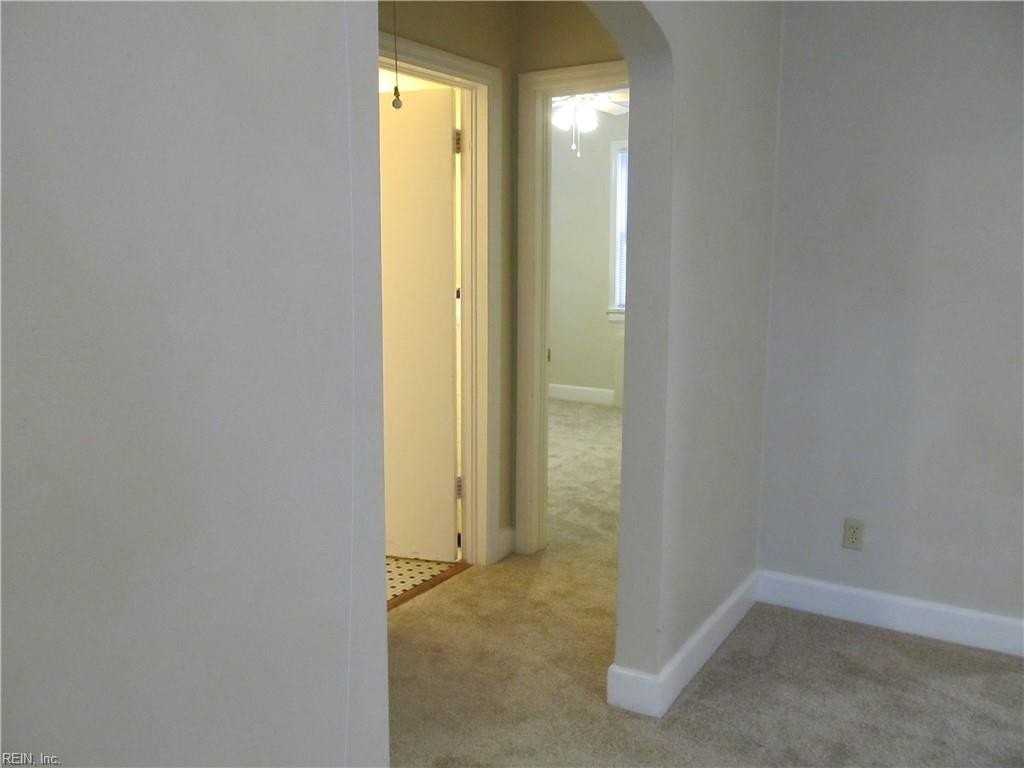 5003 Winchester Dr - Photo 5 of 17