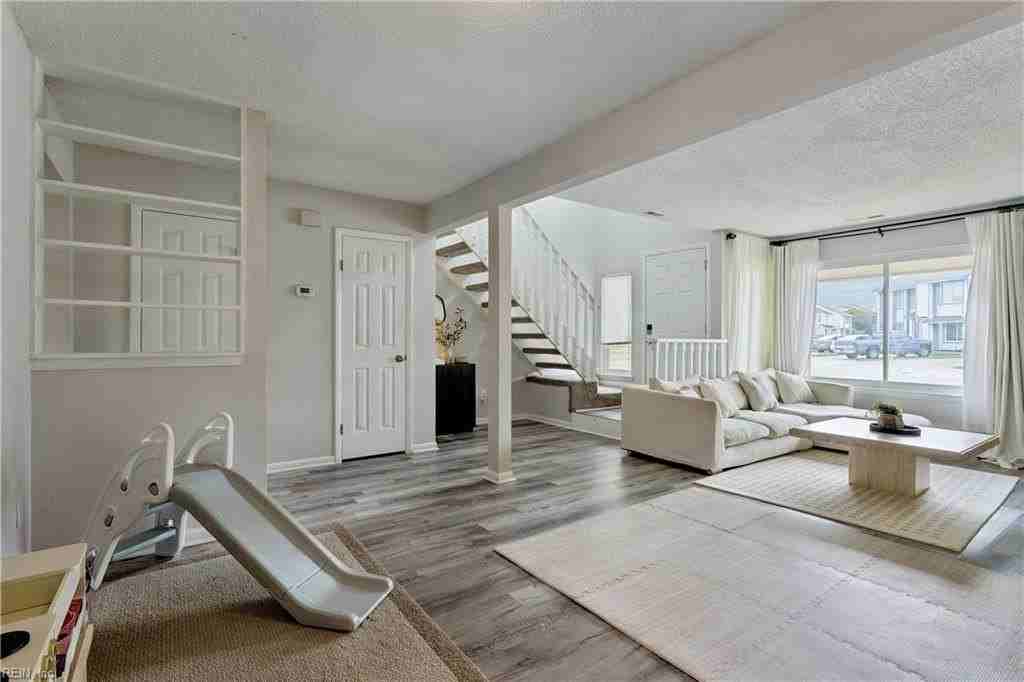 754 Quesnel Dr - Photo 6 of 50