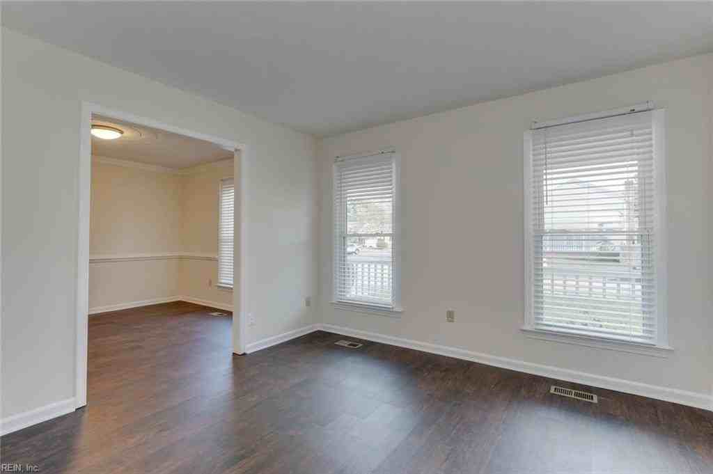 1328 Pamlico Blvd - Photo 6 of 38