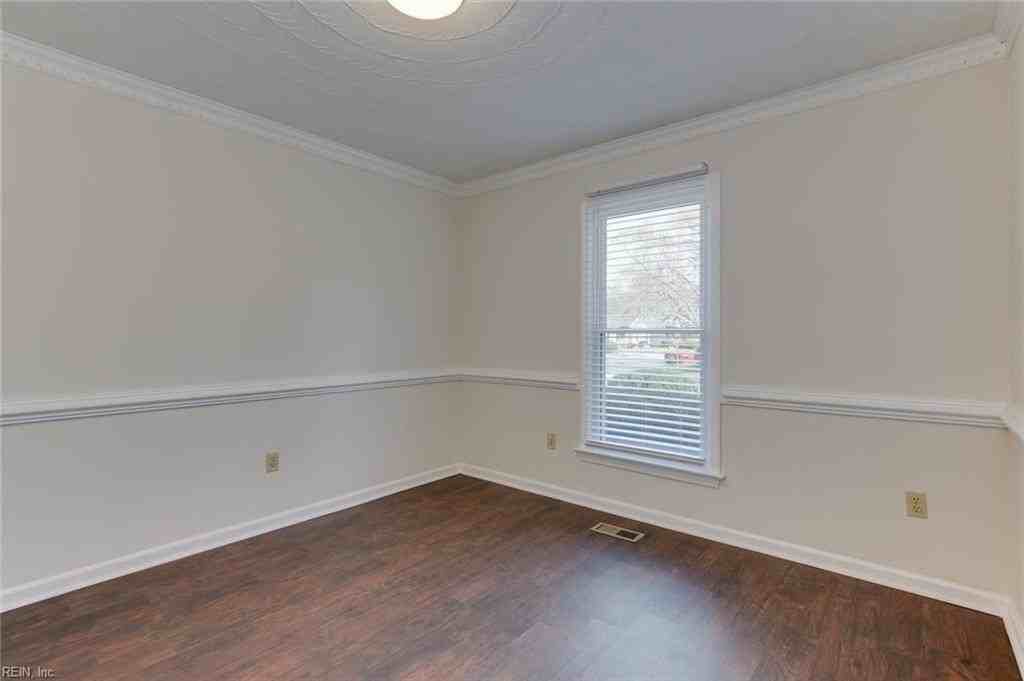 1328 Pamlico Blvd - Photo 7 of 38