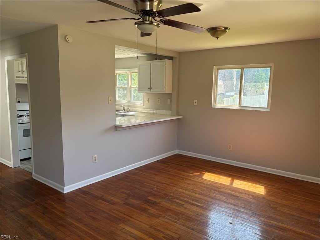 1112 36th St - Photo 2 of 18