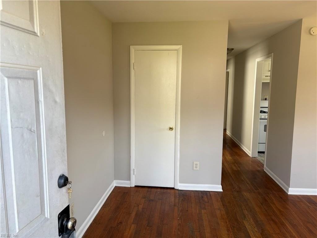1112 36th St - Photo 3 of 18