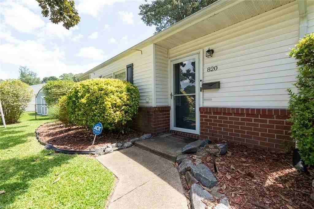 820 Plainsman Ct - Photo 2 of 50