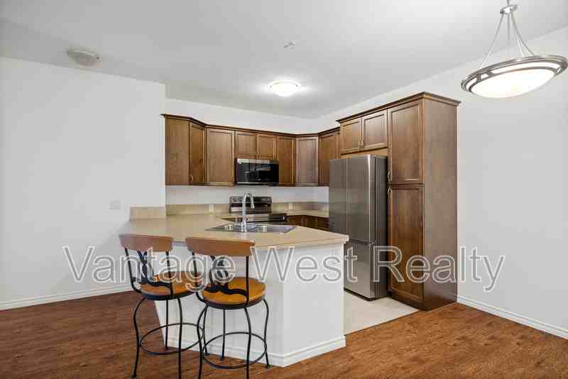 104 Harvey Ave - Photo 2 of 27