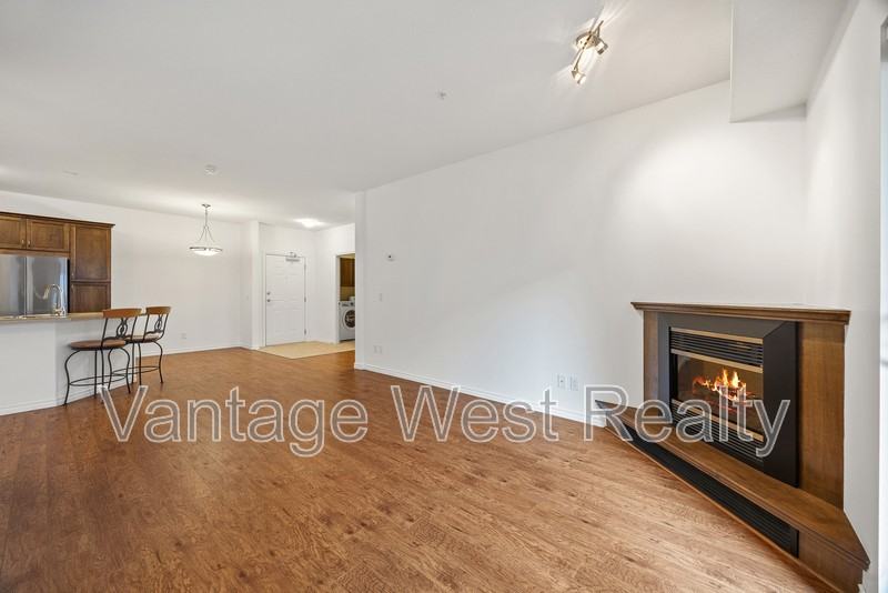 104 Harvey Ave - Photo 6 of 27