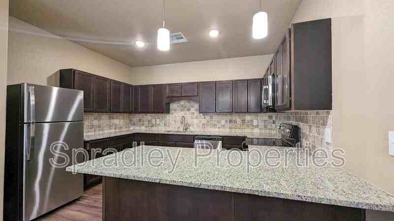 1083 Hibiscus Unit A - Photo 3 of 7