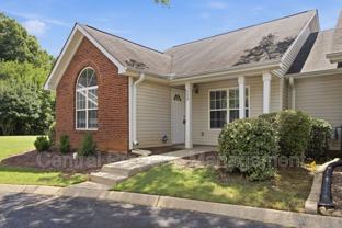 320 Woodruff Park Ln - Photo 1 of 1