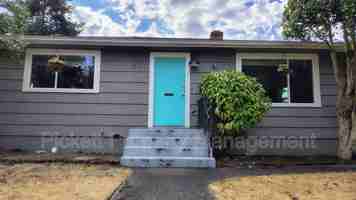 featured image of 631 Bertha Ave