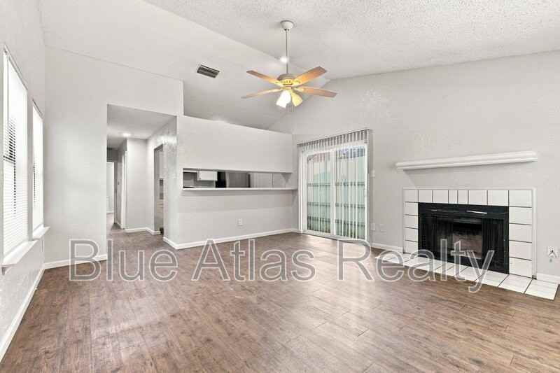 10324 Whitingham Dr - Photo 2 of 15