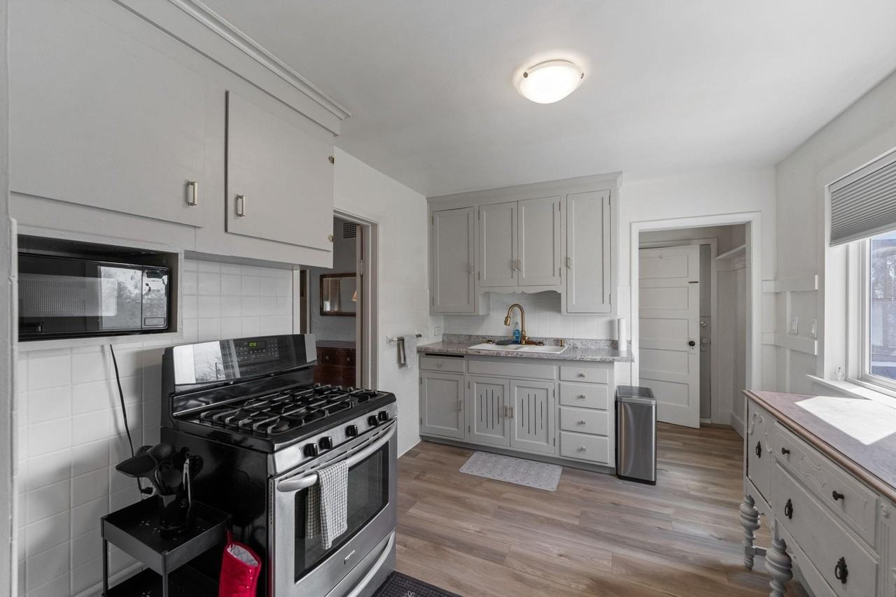 3547 Main St Ne - Photo 6 of 16