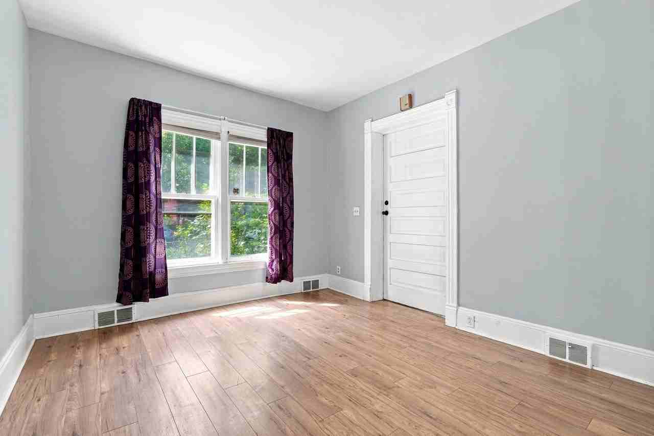 2625 2nd Ave S #1 - Photo 7 of 25