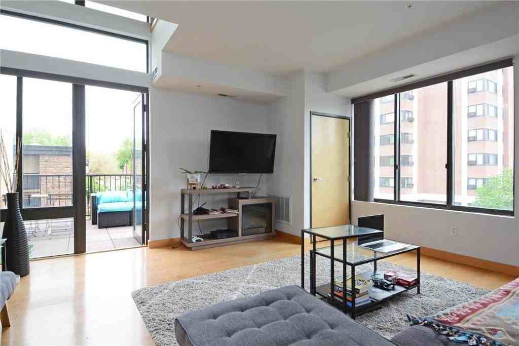 10 E 26th St #321 - Photo 2 of 18