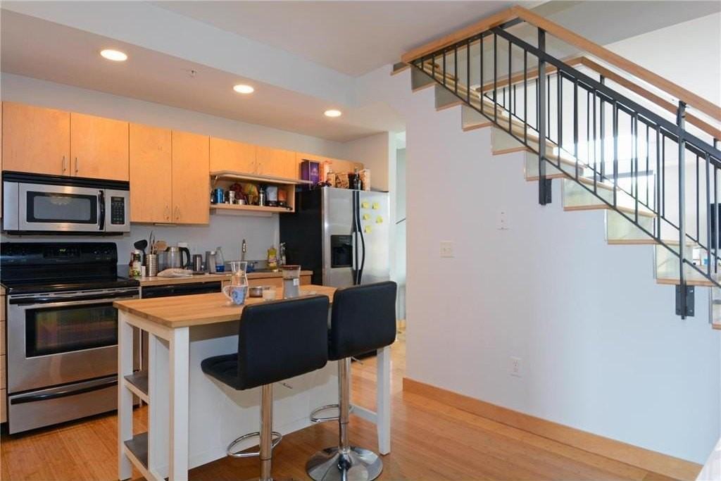 10 E 26th St #321 - Photo 6 of 18
