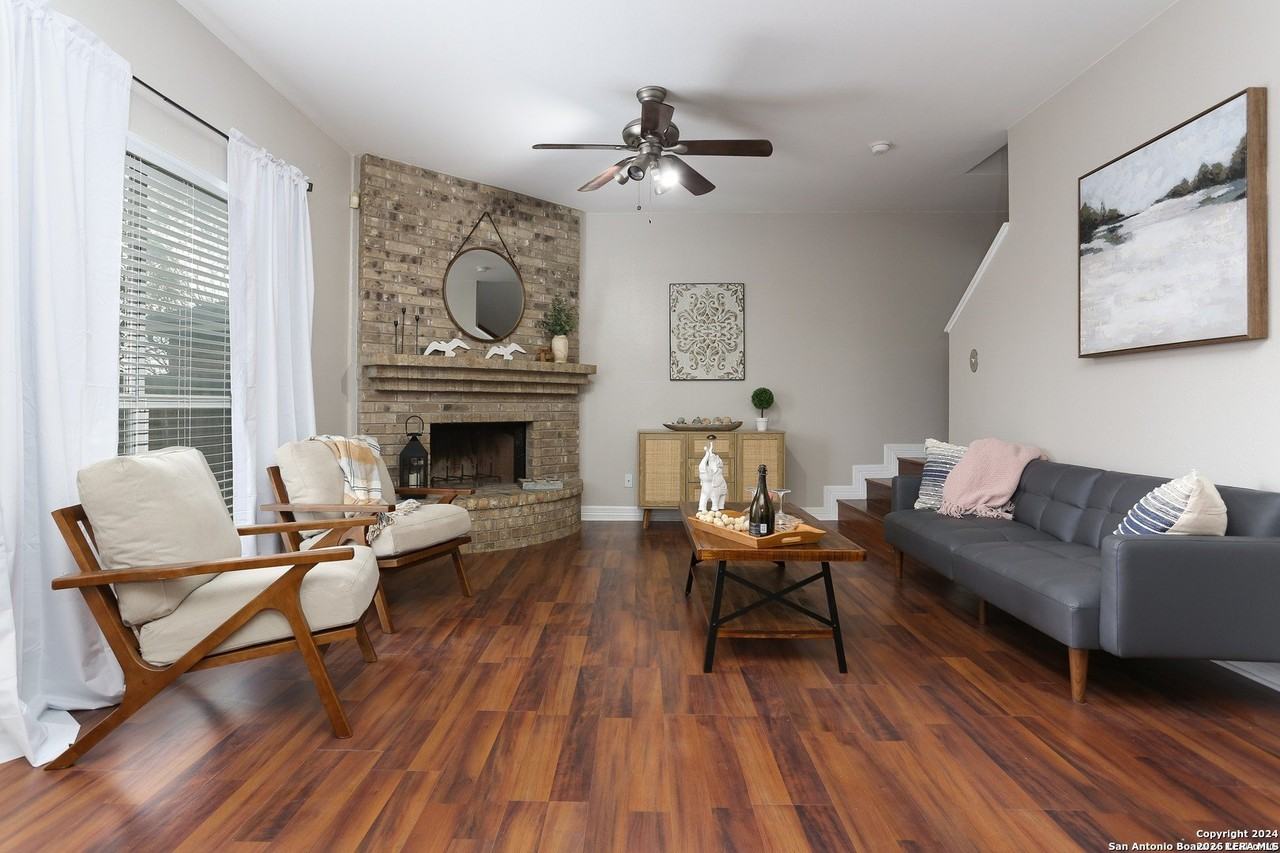 5854 Larkmeadow - Photo 4 of 14