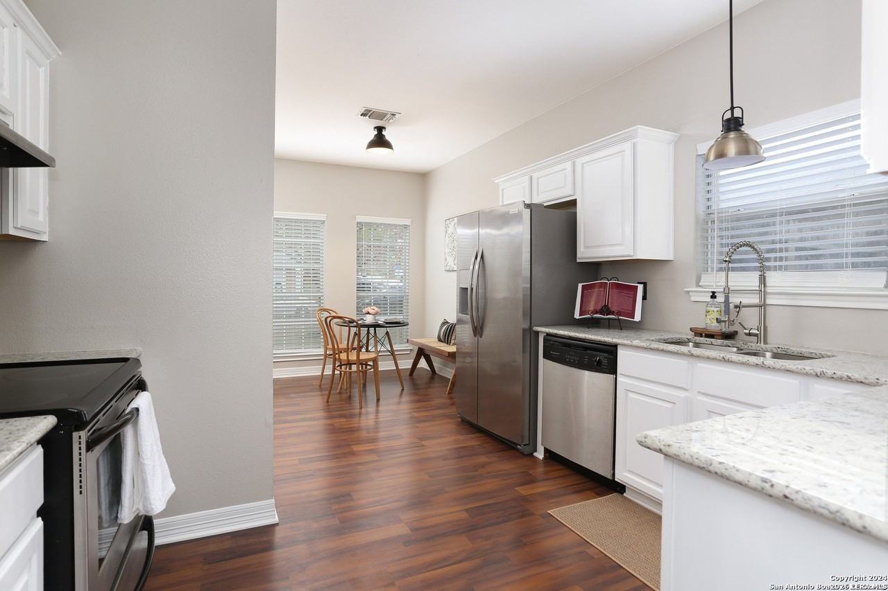 5854 Larkmeadow - Photo 6 of 14