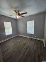 featured image of 950 Bailey Ave #2